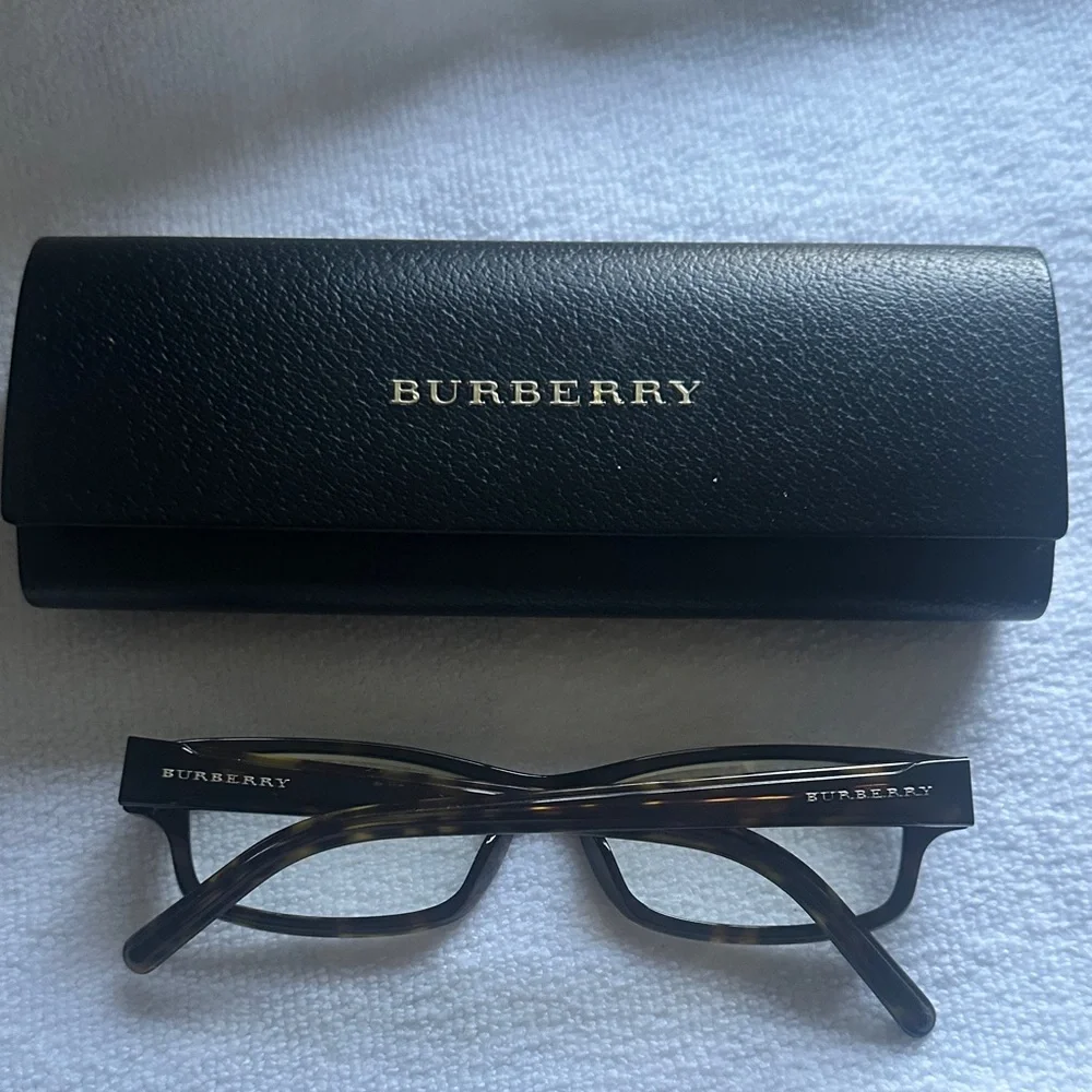 Burberry Kids Tortoiseshell Brown and Black Sunglasses with Logo Case